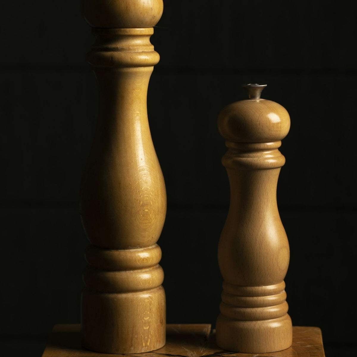 Gewürzmühlen-Set aus Holz